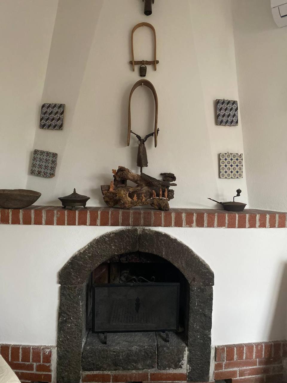 Agriturismo Etna-Mare Piedimonte Etneo Bagian luar foto