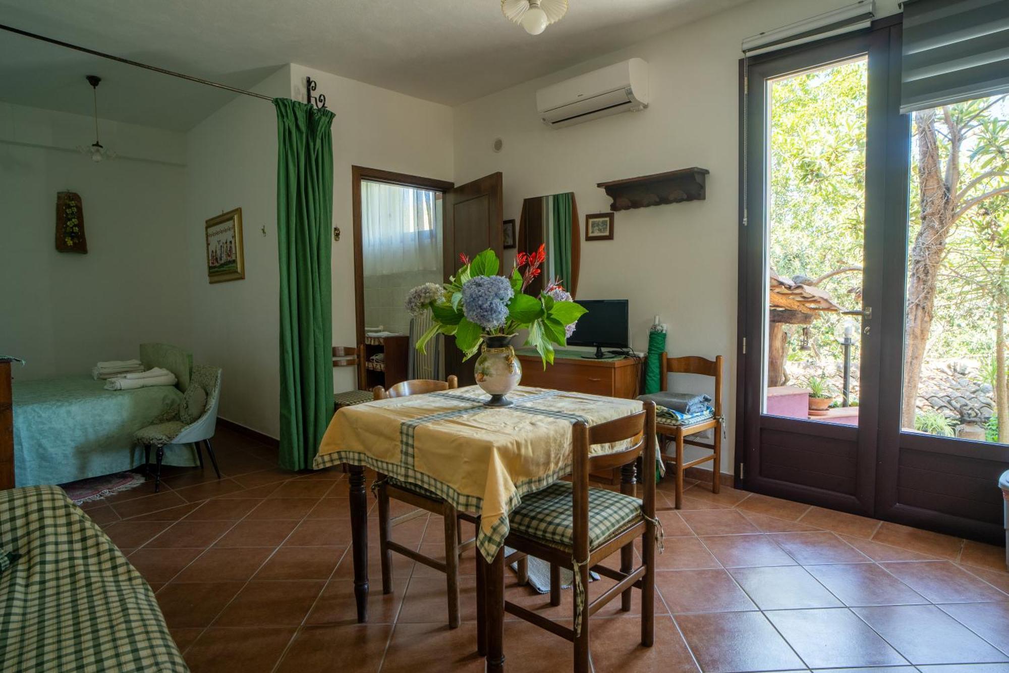 Agriturismo Etna-Mare Piedimonte Etneo Bagian luar foto