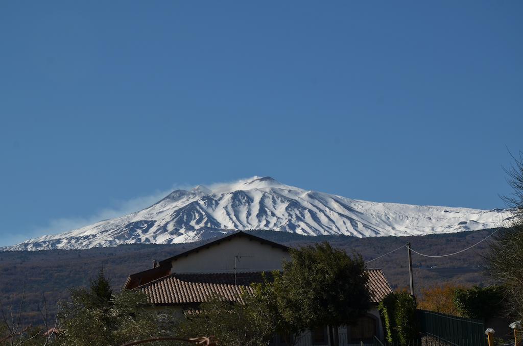 Agriturismo Etna-Mare Piedimonte Etneo Bagian luar foto