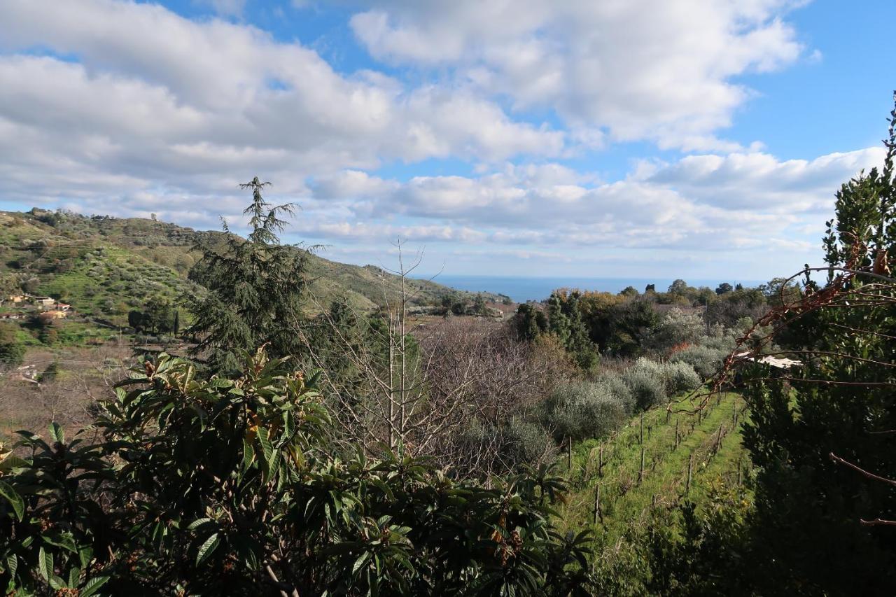 Agriturismo Etna-Mare Piedimonte Etneo Bagian luar foto